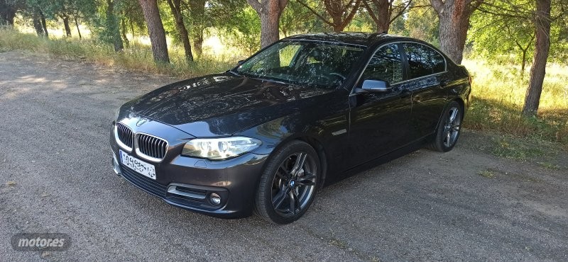 Bmw serie 1 con climatizador bizona  de segunda mano - bmw serie 5 2016 / 196.000km.