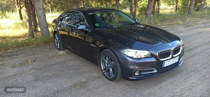 bmw serie 5 2016 / 196.000km. foto grande (2)