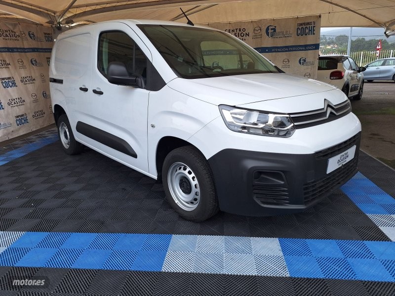 Berlingo cambio manual 6 marchas  de segunda mano - citroen berlingo 2023 / 11km.