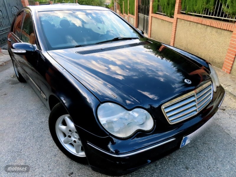 mercedes clase c 2001 / 387.000km. foto grande (3)