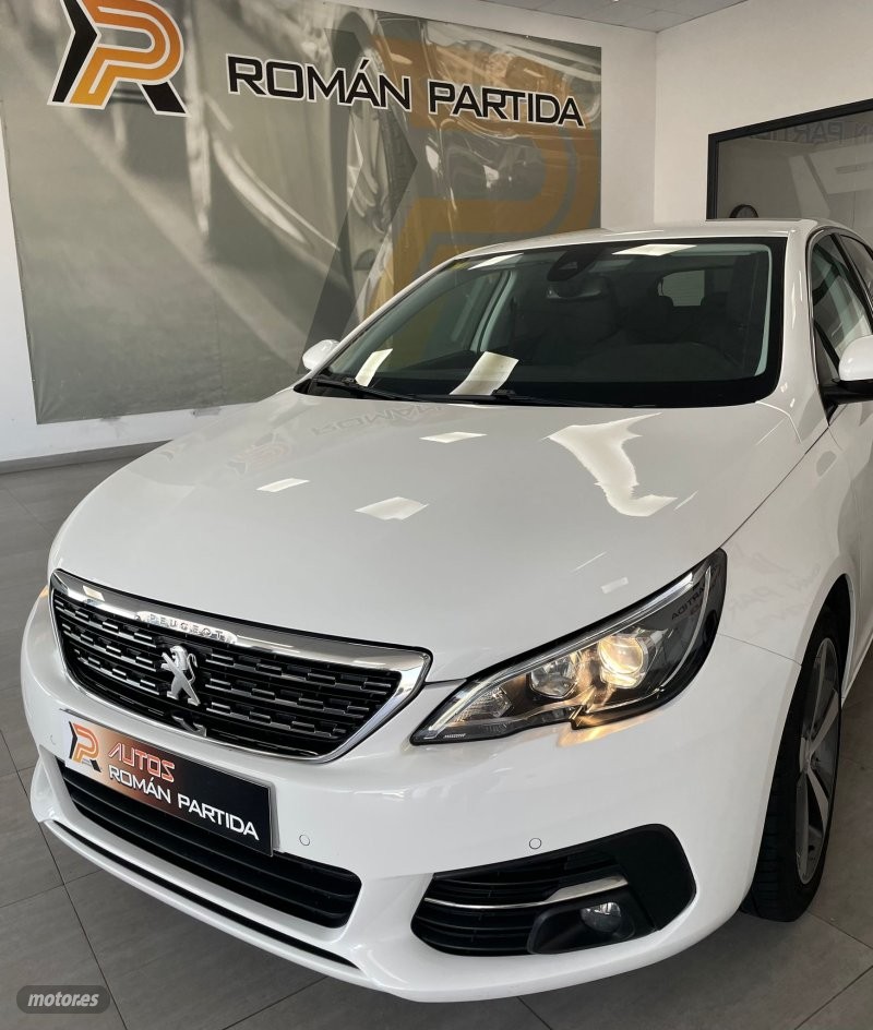 peugeot 308 2018 / 150.043km.
