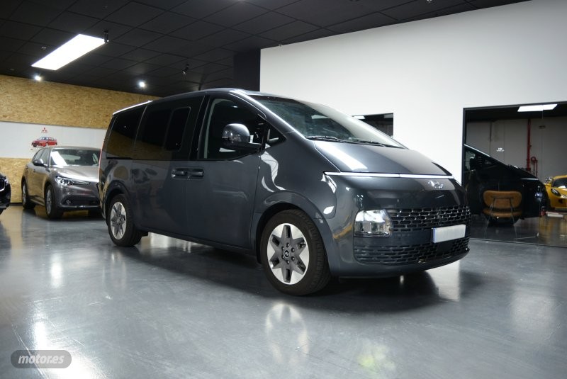 hyundai staria 2023 / 28.000km. foto grande (2)