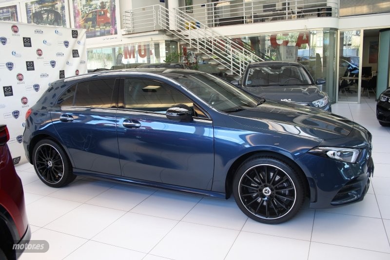 mercedes clase a 2022 / 26.683km. foto grande (3)