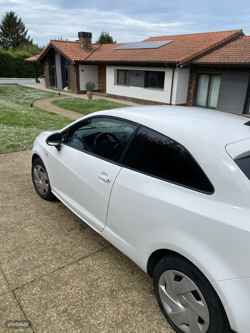 seat ibiza 2010 / 223.500km. foto grande (2)