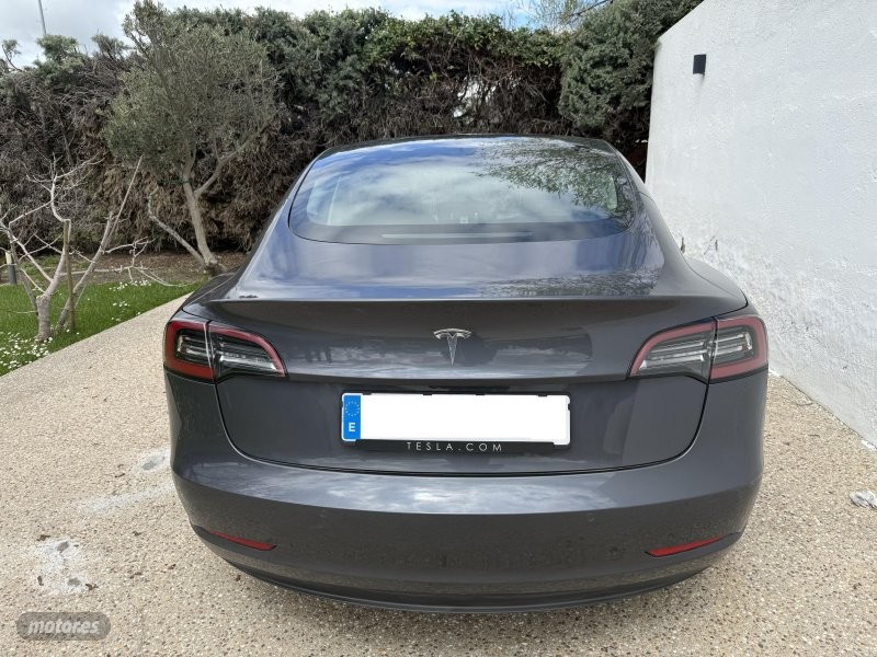 tesla model 3 2021 / 35.900km. foto grande (2)