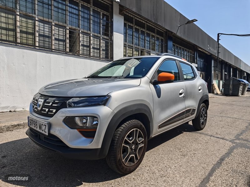 Foto dacia spring 2022 / 44.500km.