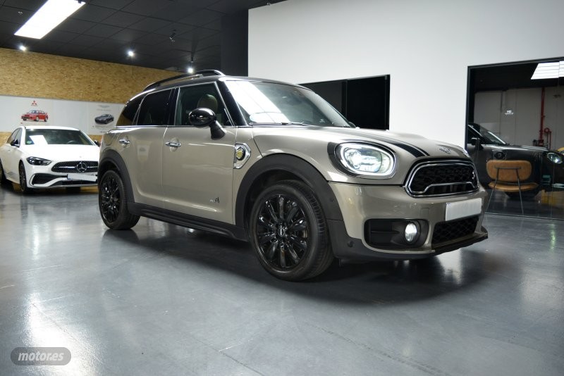 Mini Countryman SE ALL4 de 2018 con 120.000 Km por 21.900 EUR. en Madrid