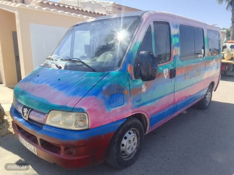 Foto peugeot boxer 2003 / 299.000km.