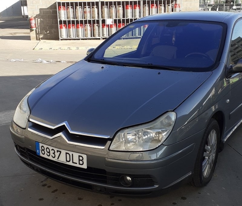 Citroen C5 2.0HDI 138cv de 2005 con 210.000 Km por 2.400 EUR. en Lleida