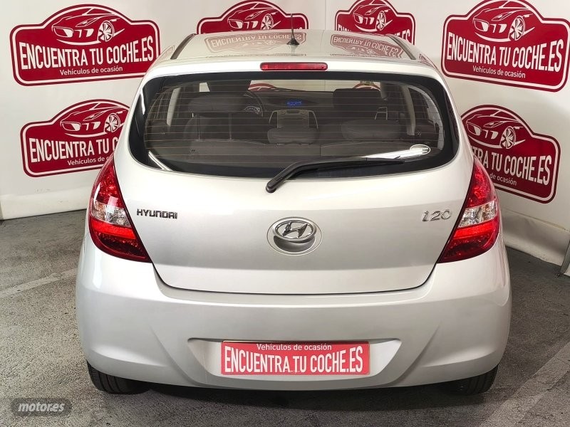 Hyundai i20 - foto 32