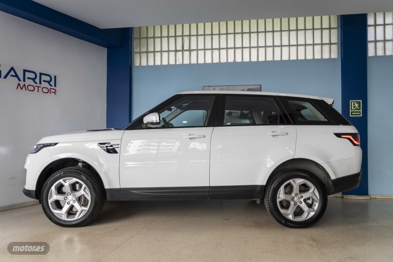 Land Rover Range Rover Sport HIBRIDO ENCHUFA 404CV 4X4 de 2020 con 120.000 Km por 40.990 EUR. en Vizcaya