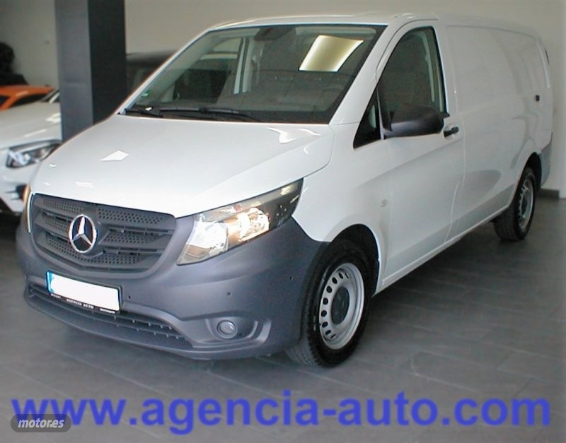 Mercedes Vito 116 CDI Larga 3 Plazas de 2020 con 87.000 Km por 23.990 EUR. en Tenerife