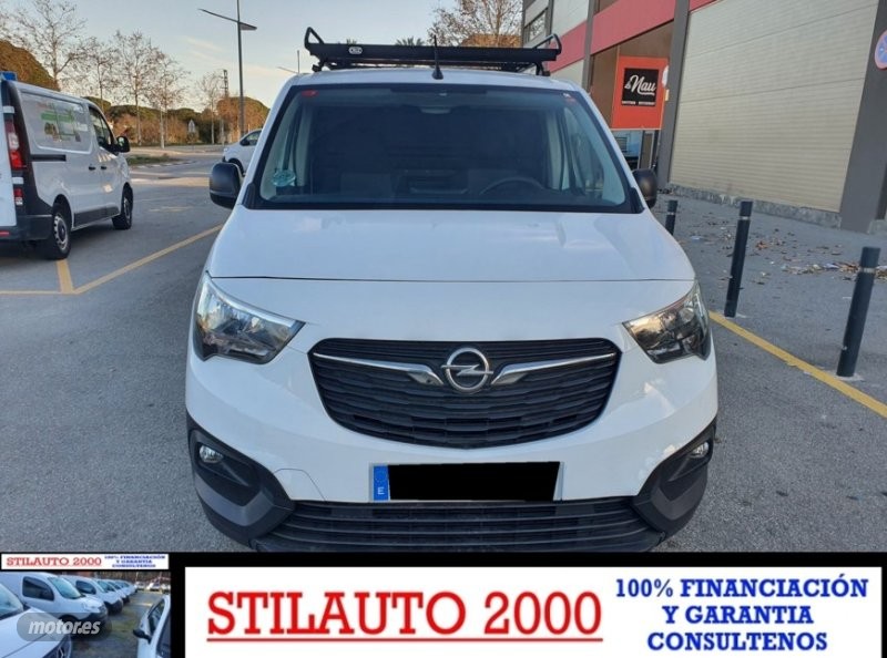 Opel Combo 1.6 TD de 2019 con 120.000 Km por 9.900 EUR. en Girona