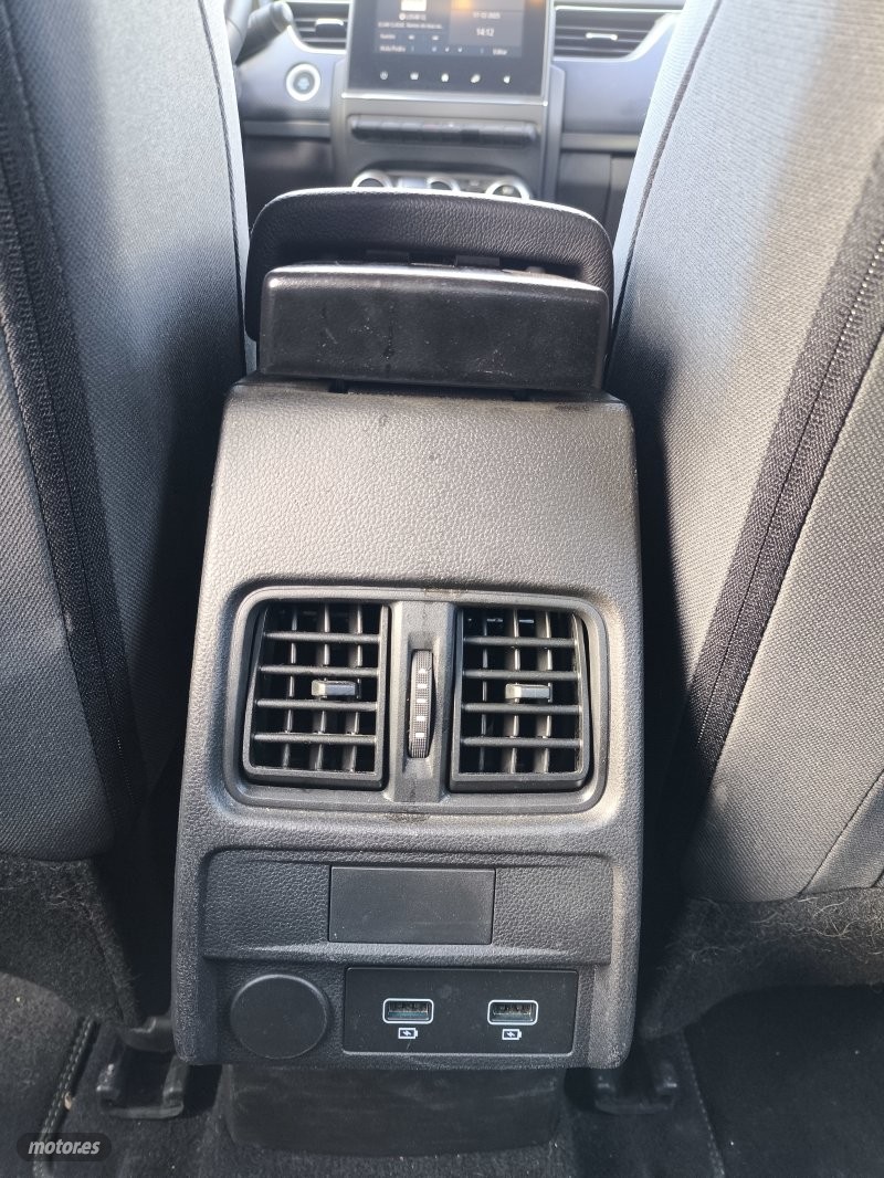 Renault Arkana - foto 14