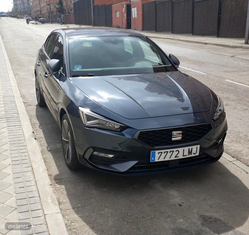 Seat Leon 1.4 e-Hybrid(204 CV) DSG — FR Go XL - Foto 1