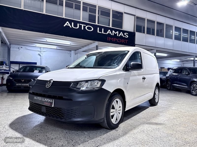 Volkswagen Caddy CADDY CARGO 2.0 TDI 102CV de 2021 con 27.790 Km por 17.390 EUR. en Barcelona