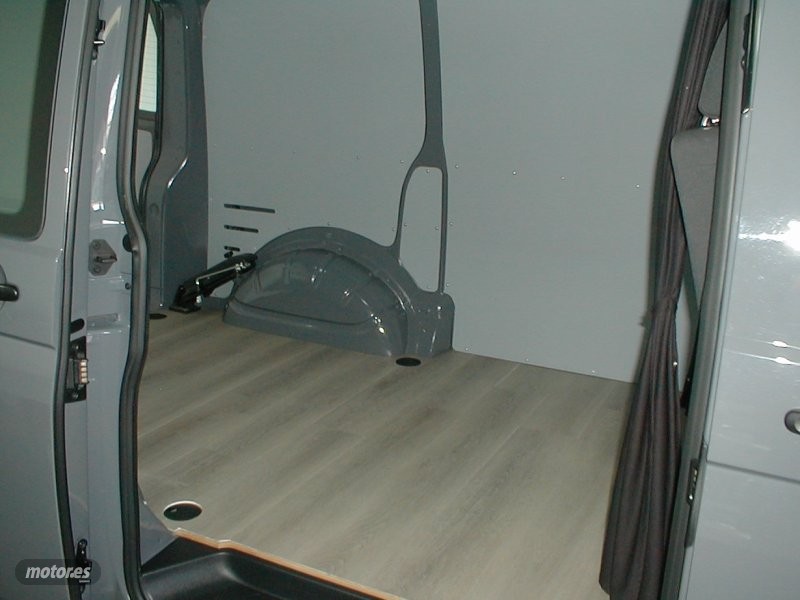 Volkswagen Transporter - foto 7