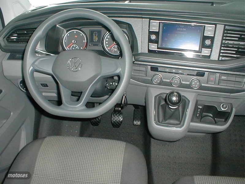 Volkswagen Transporter - foto 4