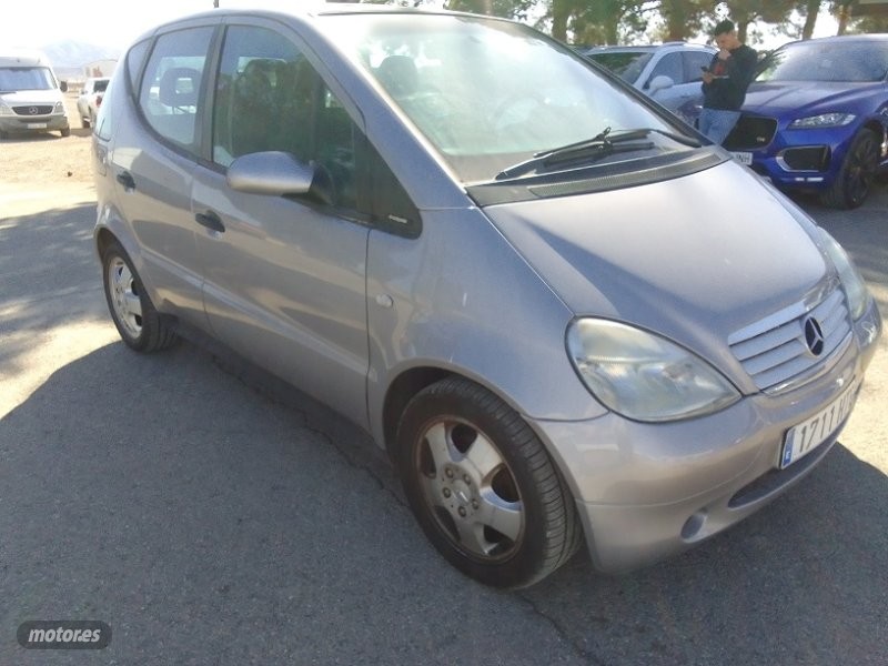 mercedes clase a 2000 / 238.000km. foto grande (3)