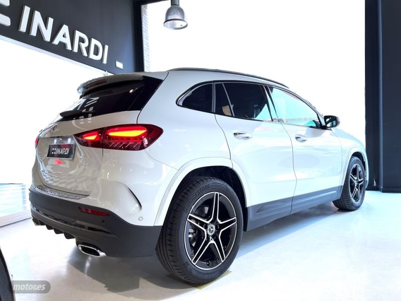 mercedes clase gla 2025 / 20km. foto grande (2)