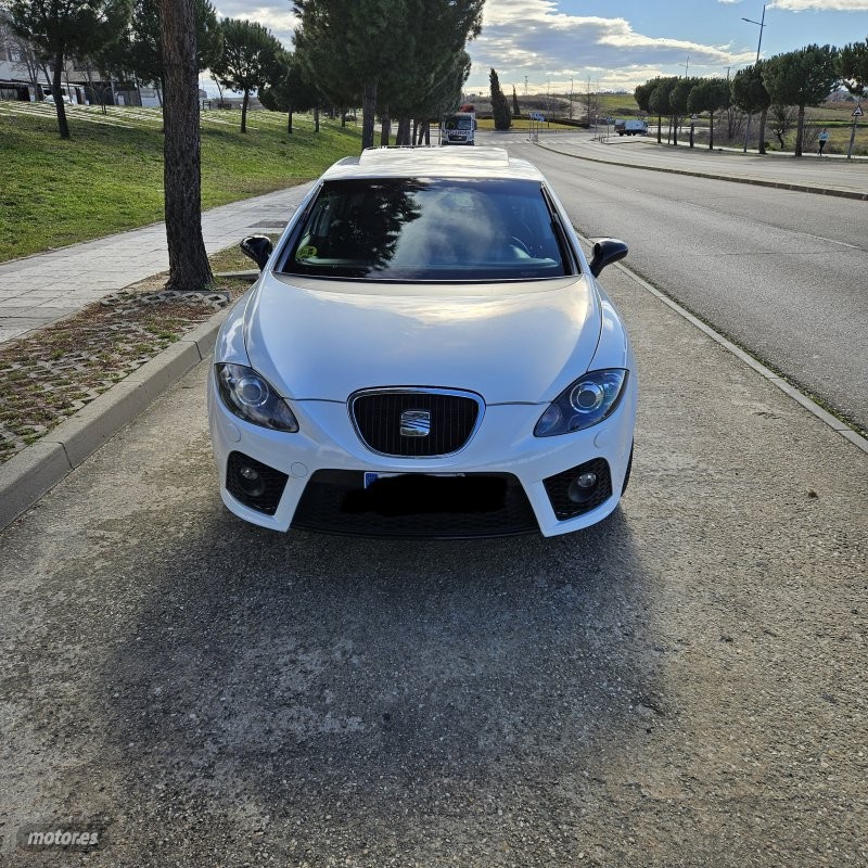 seat leon 2008 / 310.000km. foto grande (2)
