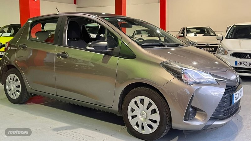 toyota yaris 2019 / 70.086km. foto grande (3)