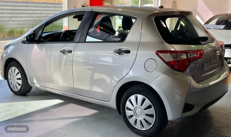 toyota yaris 2019 / 78.945km. foto grande (2)
