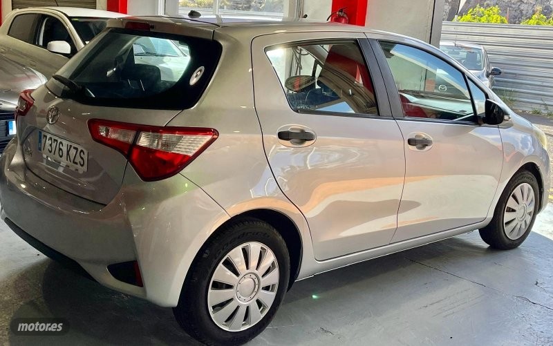 toyota yaris 2019 / 78.945km. foto grande (3)