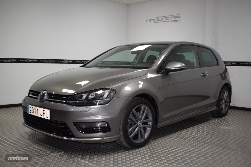 Masaje corporal  de segunda mano - volkswagen golf 2015 / 99.000km.