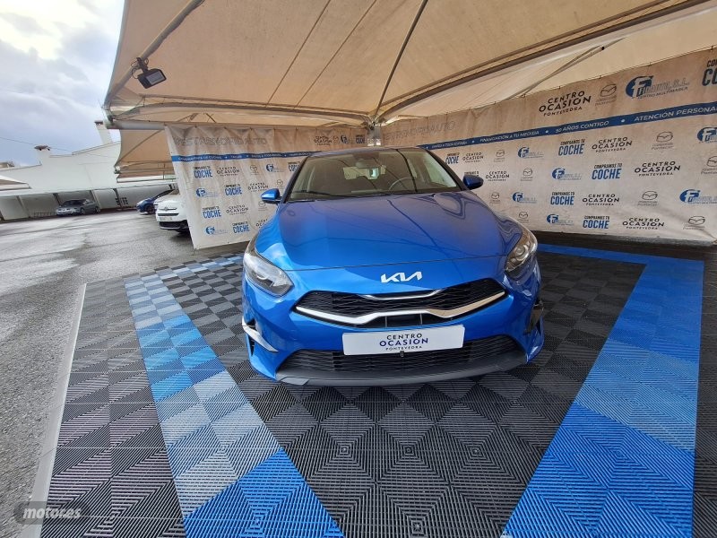 kia ceed 2023 / 33.744km. foto grande (2)