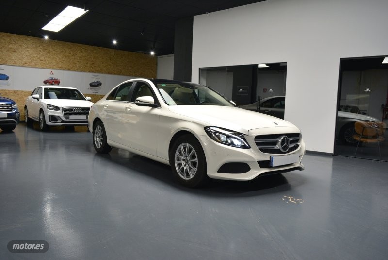 mercedes clase c 2017 / 27.000km. foto grande (2)