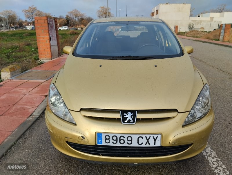 peugeot 307 2004 / 204.000km. foto grande (2)