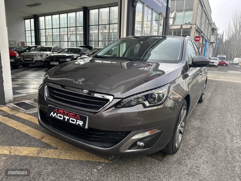 Foto peugeot 308 2014 / 144.000km.