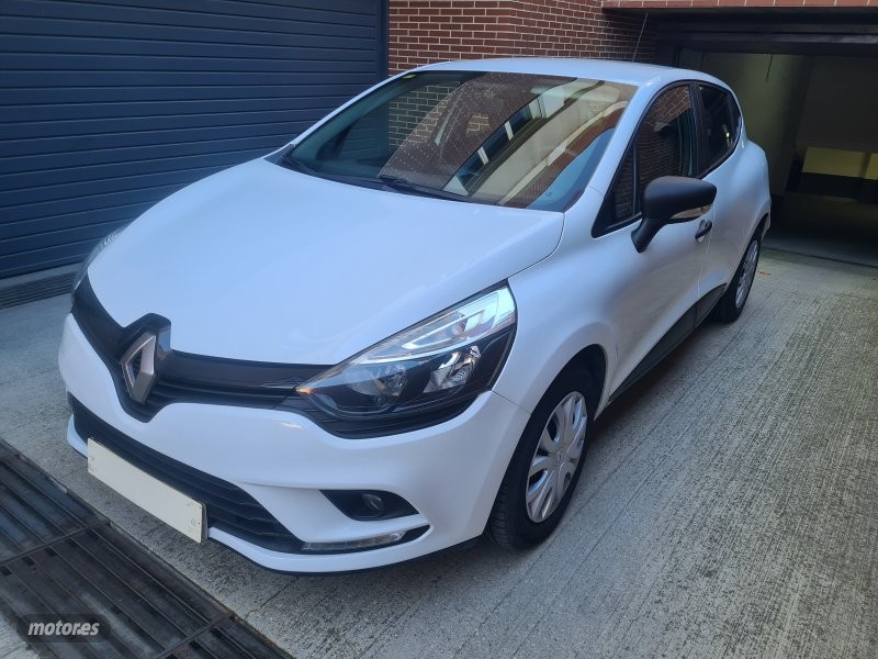 Foto renault clio 2019 / 110.000km.