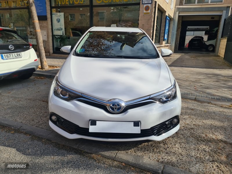 toyota auris 2017 / 95.000km. foto grande (2)