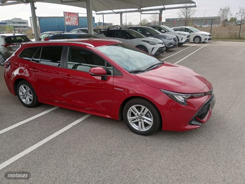 Corolla hibrido 140cv  de segunda mano - toyota corolla 2019 / 136.000km.