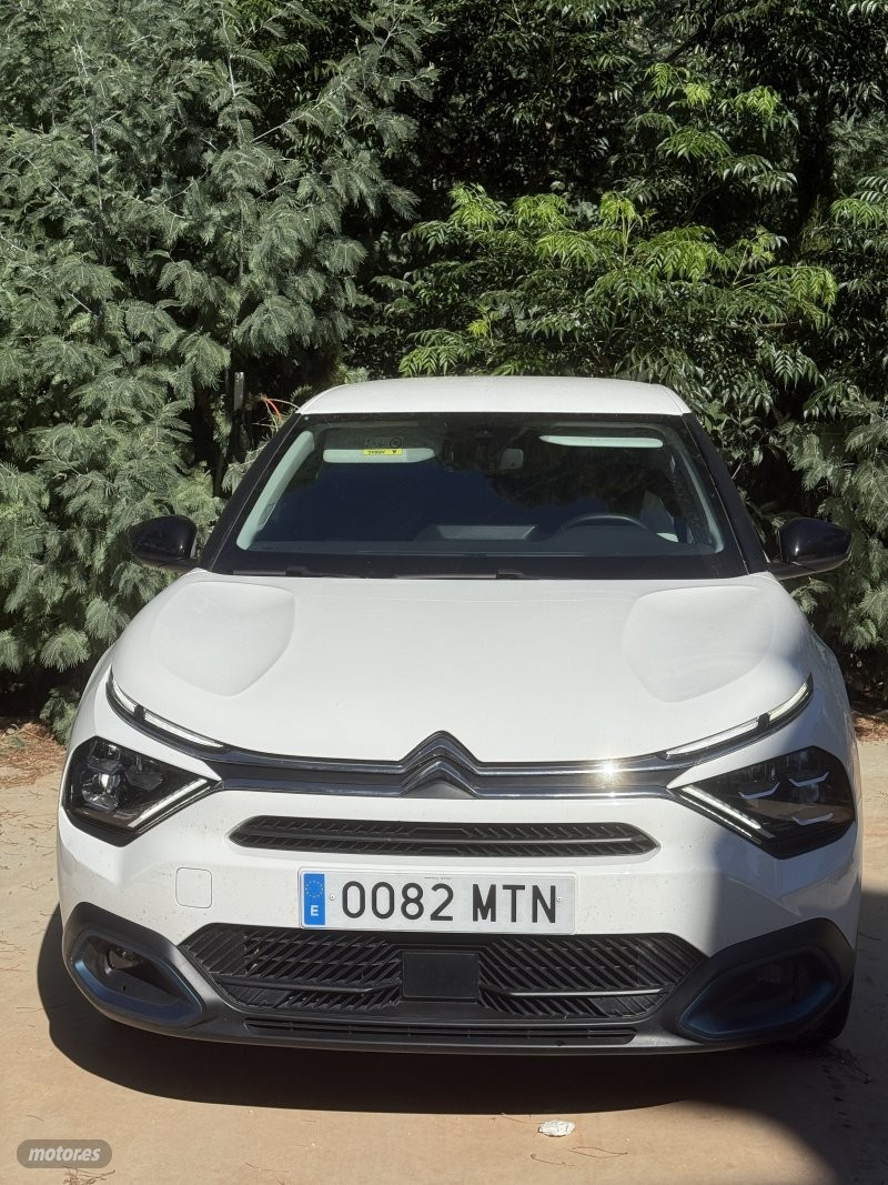 citroen ë-c4 2023 / 36.876km.