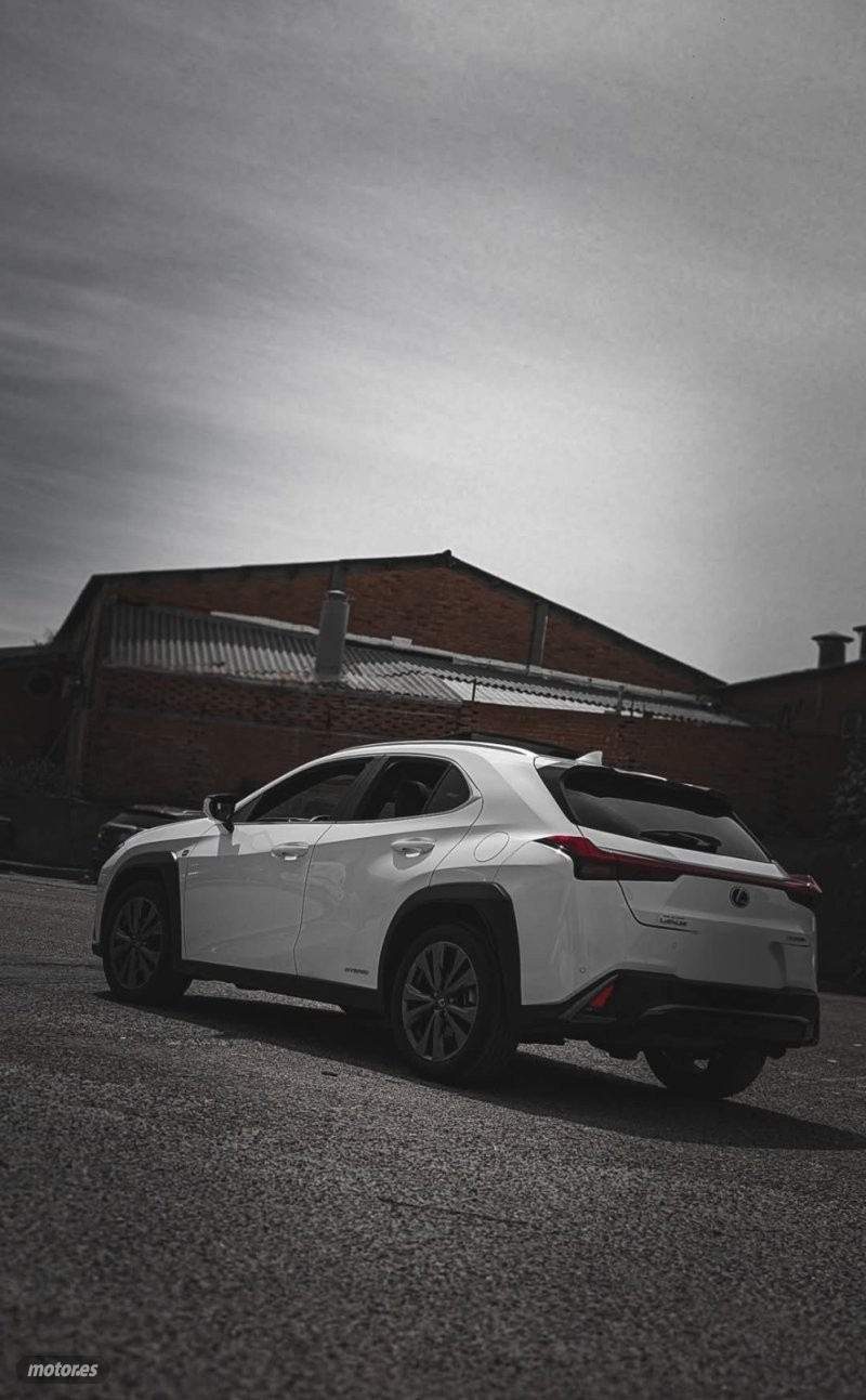 lexus ux 2019 / 85.000km. foto grande (2)