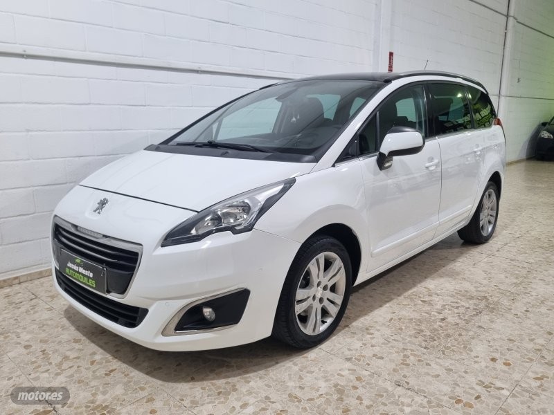 Foto peugeot 5008 2016 / 140.000km.