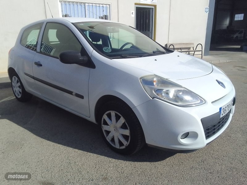 renault clio 2013 / 200.000km. foto grande (3)