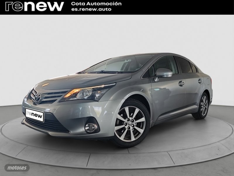 Foto toyota avensis 2013 / 158.000km.
