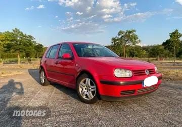 Foto volkswagen golf 2002 / 198.000km.