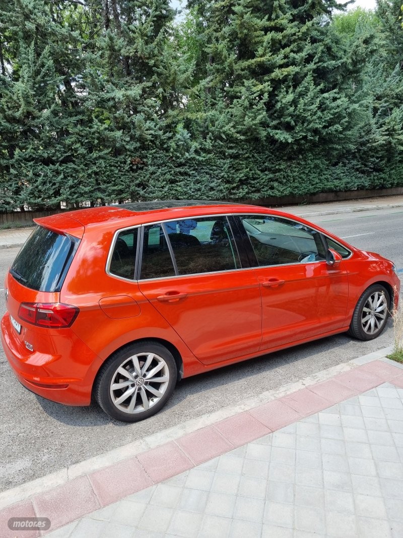 Foto volkswagen golf sportsvan 2015 / 154.000km.
