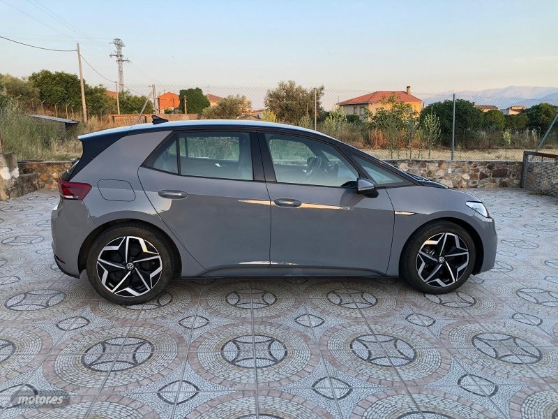 volkswagen id.3 2022 / 24.128km. foto grande (3)