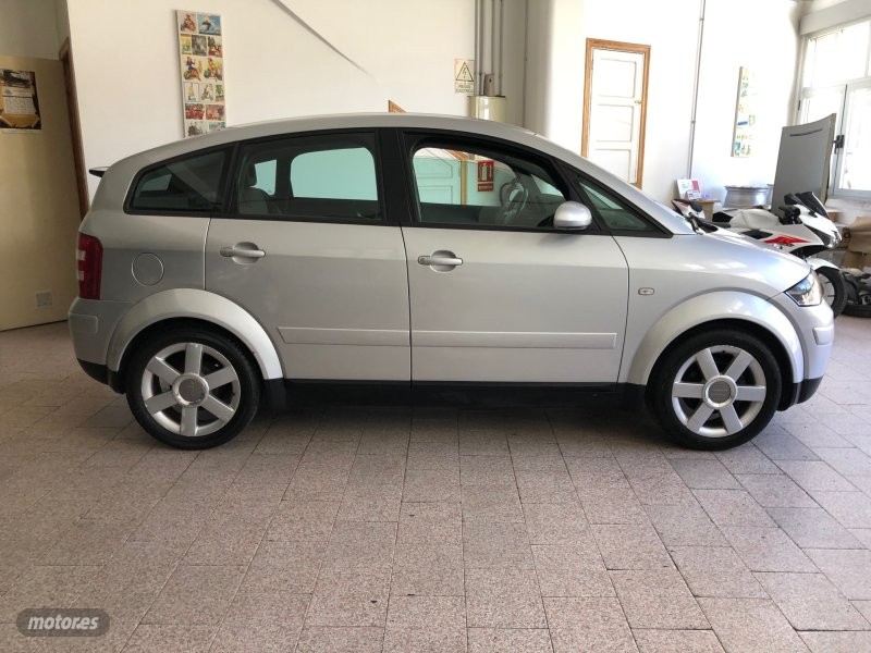 Foto audi a2 2000 / 206.500km.