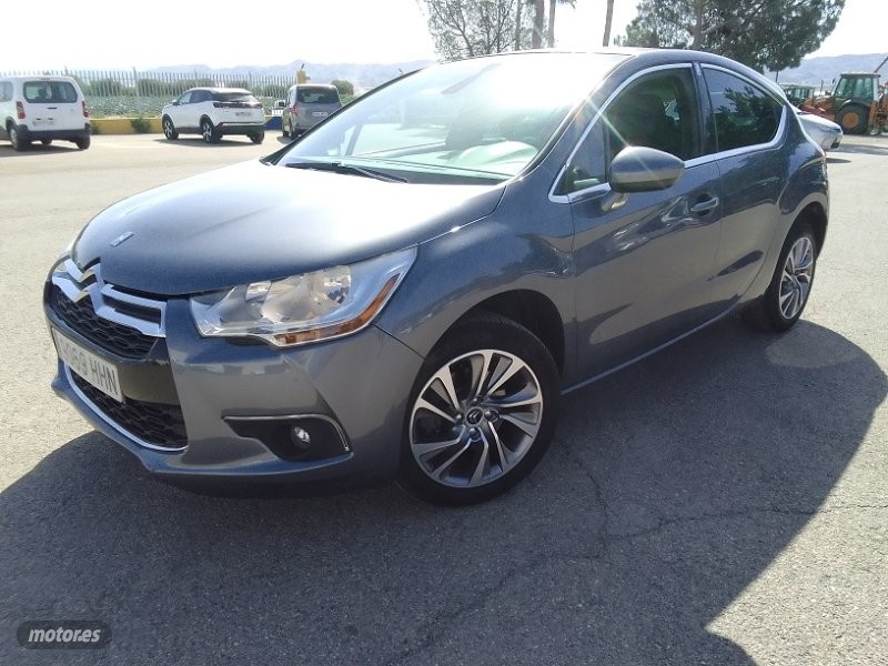 Foto citroen ds4 2011 / 101.000km.