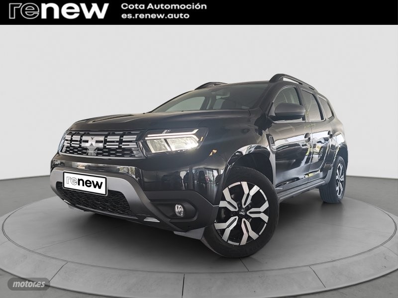 Foto dacia duster 2023 / 30.000km.