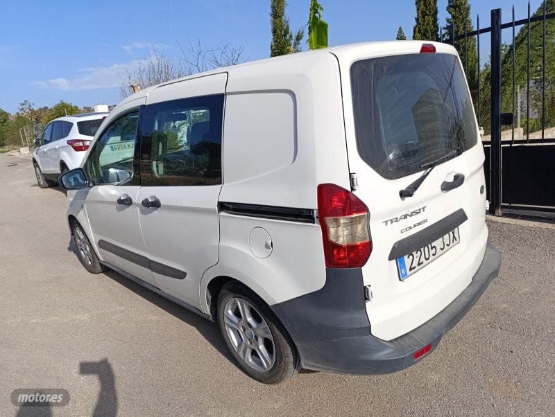 Foto ford courier 2015 / 214.000km.