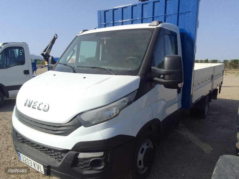 Foto iveco daily 2019 / 276.000km.