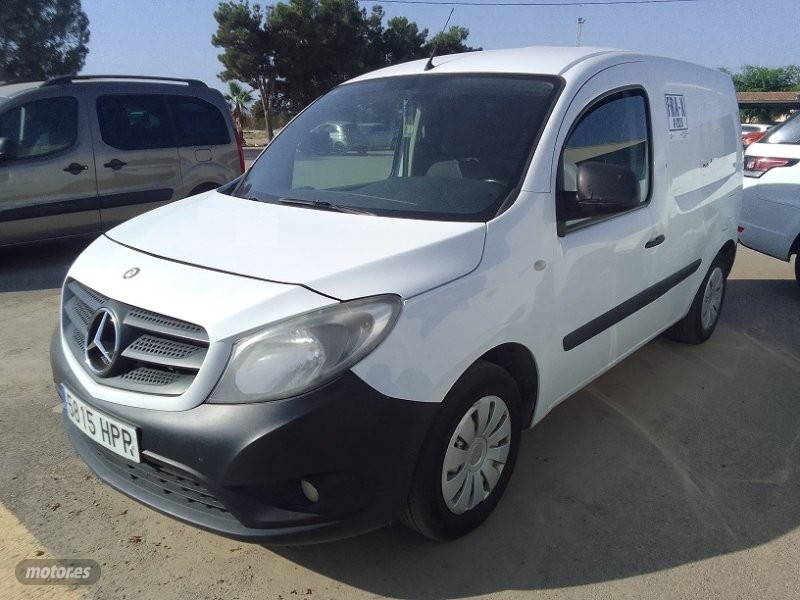 Foto mercedes citan 2013 / 452.000km.